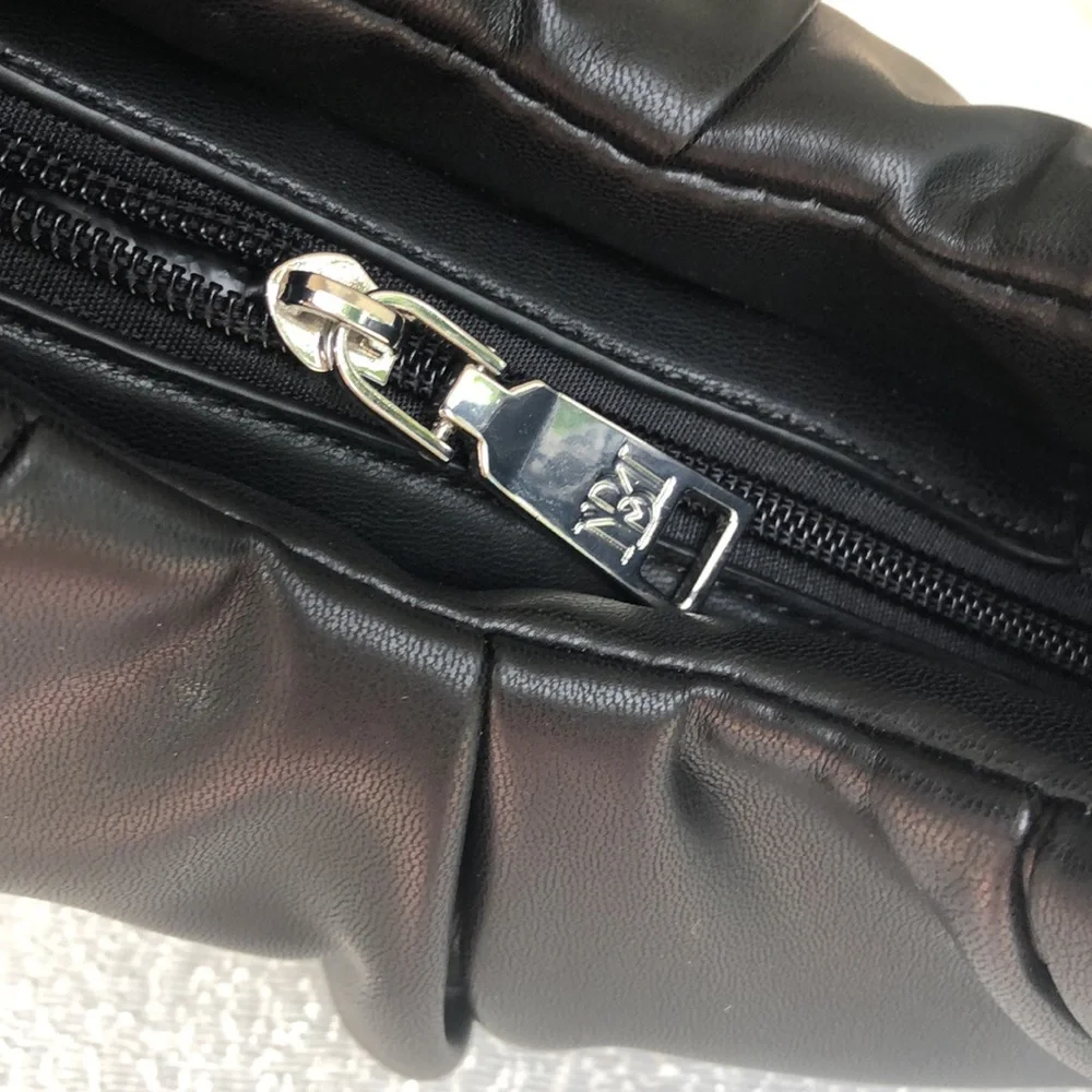 Badgley Mischka trendy brand